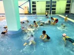 放課後水泳くらぶ　プールパーティー